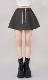 モデル:158cm(着用サイズ:FREE 着用カラー:C-GRY)
