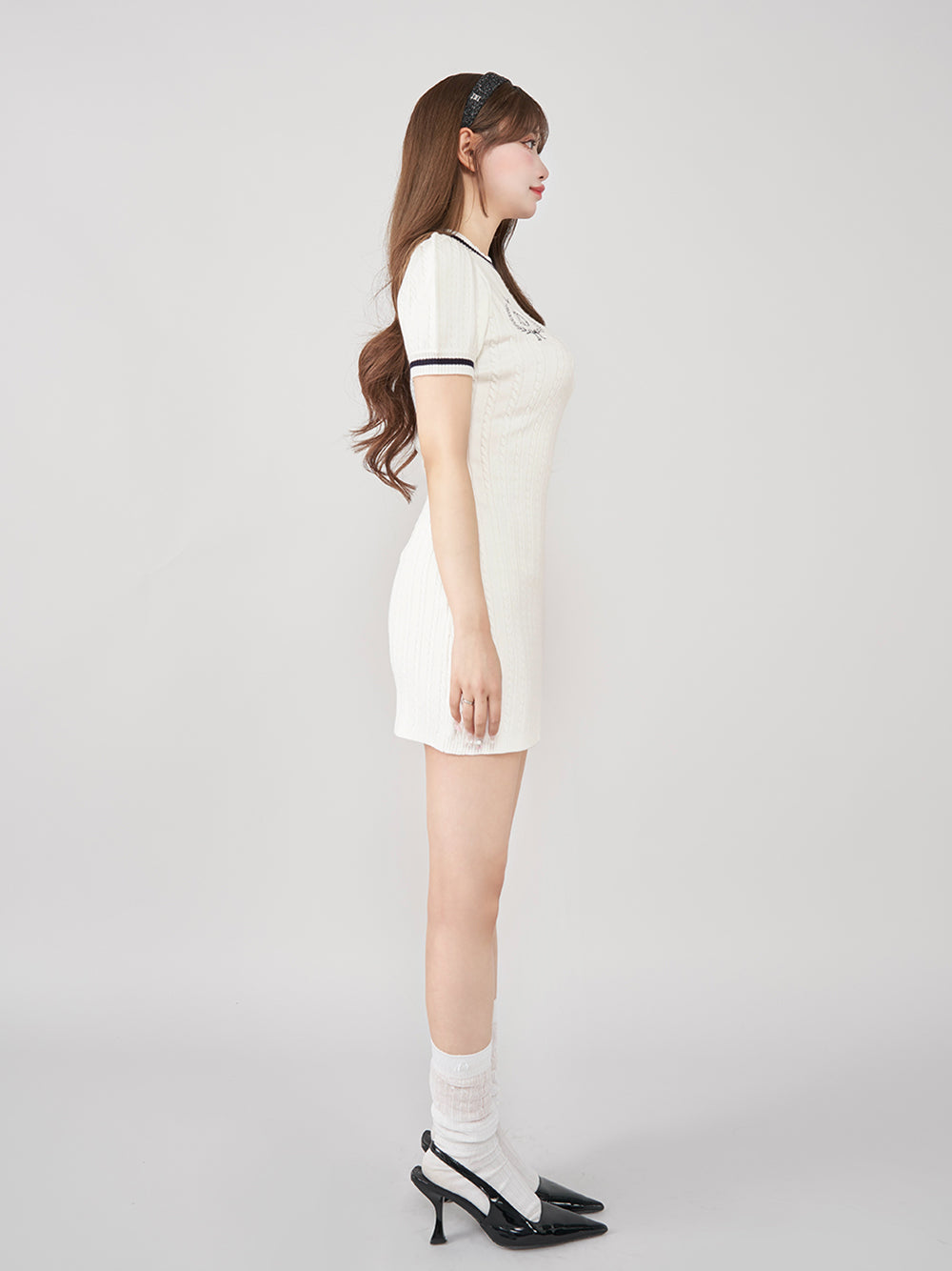 モデル:158cm(着用サイズ:FREE 着用カラー:WHT)
