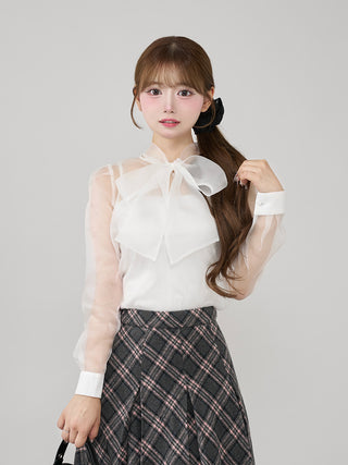 モデル:158cm(着用サイズ:FREE 着用カラー:WHT)
