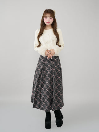 モデル:158cm(着用サイズ:FREE 着用カラー:IVO)