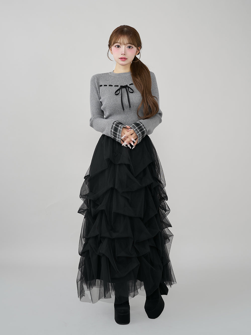 モデル:158cm(着用サイズ:FREE 着用カラー:BLK)