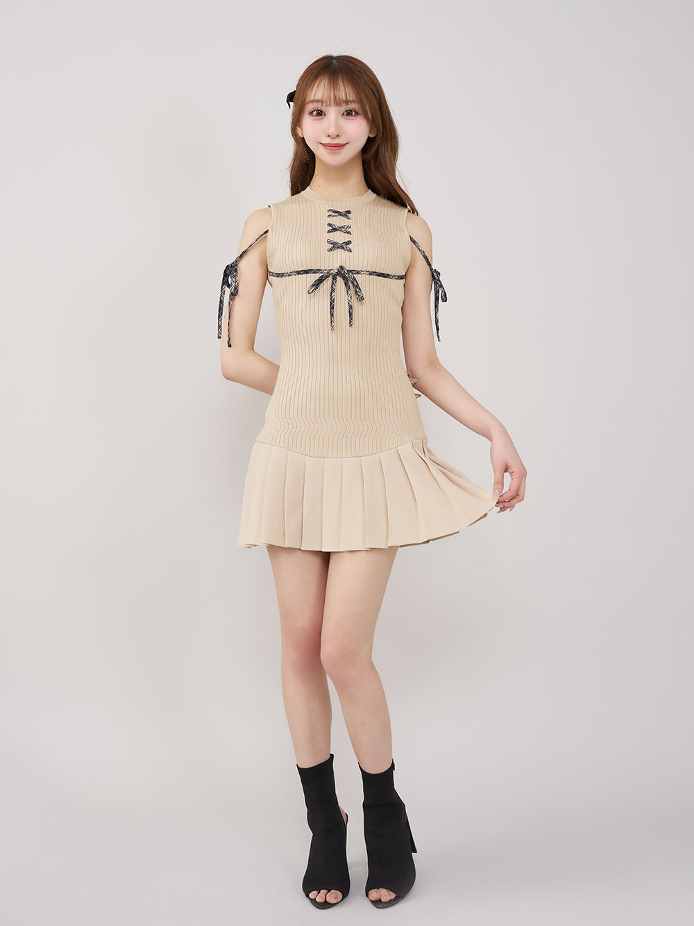 モデル:157cm(着用サイズ:FREE 着用カラー:BEG)