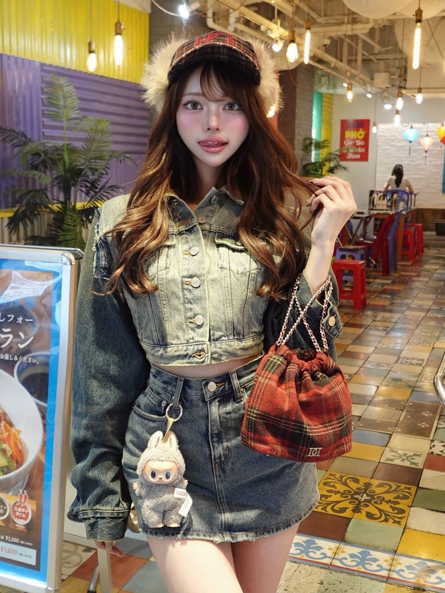 モデル:163cm(着用サイズ:FREE 着用カラー:BLU)