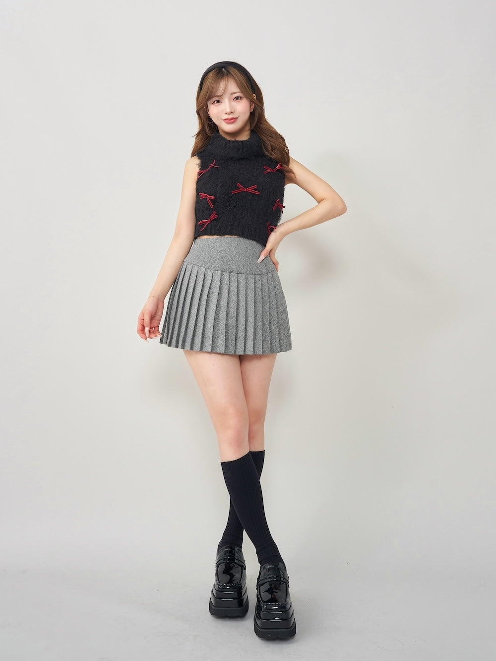 モデル:158cm(着用サイズ:FREE 着用カラー:GRY)