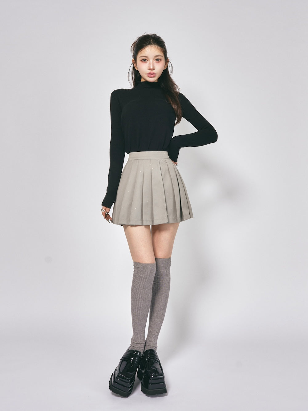 モデル:160cm(着用サイズ:S 着用カラー:GRY)