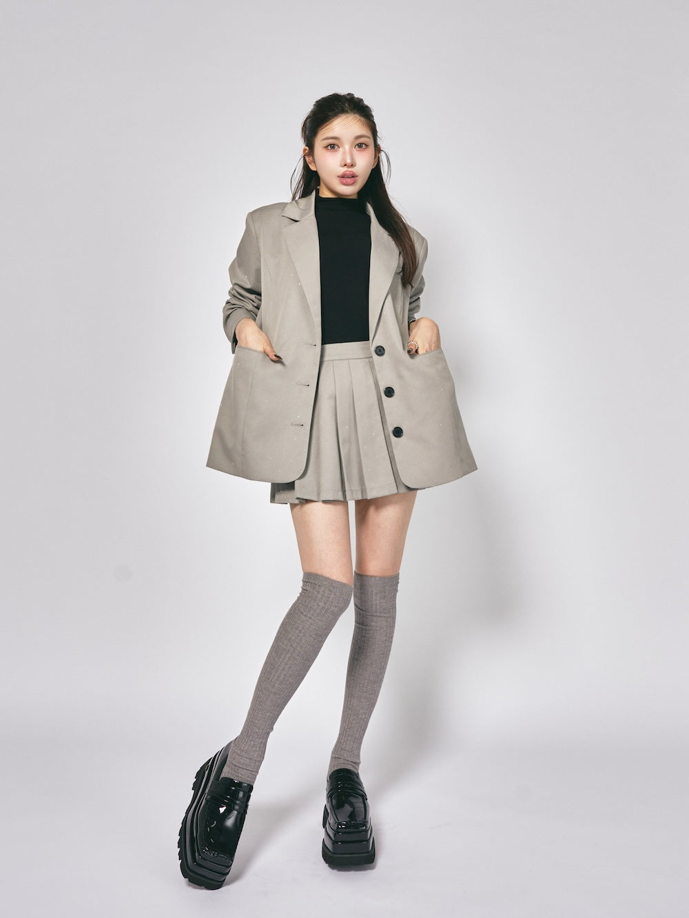 モデル:160cm(着用サイズ:S 着用カラー:GRY)
