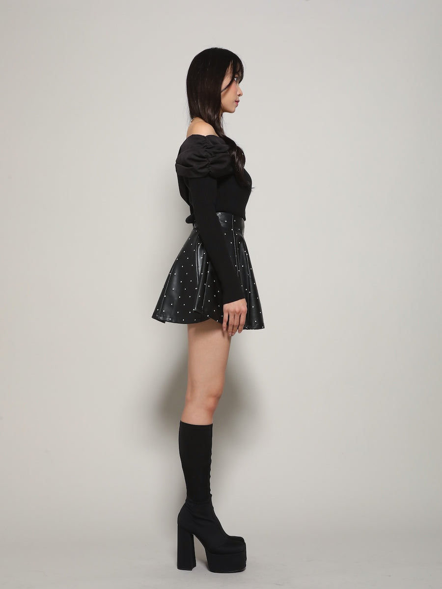 モデル:163cm(着用サイズ:S 着用カラー:BLK)