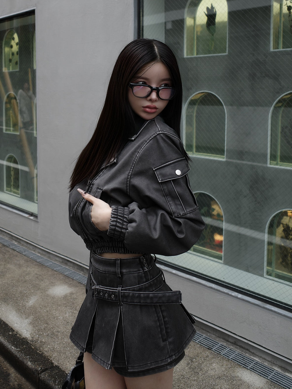 モデル:160cm(着用サイズ:S 着用カラー:BLK)