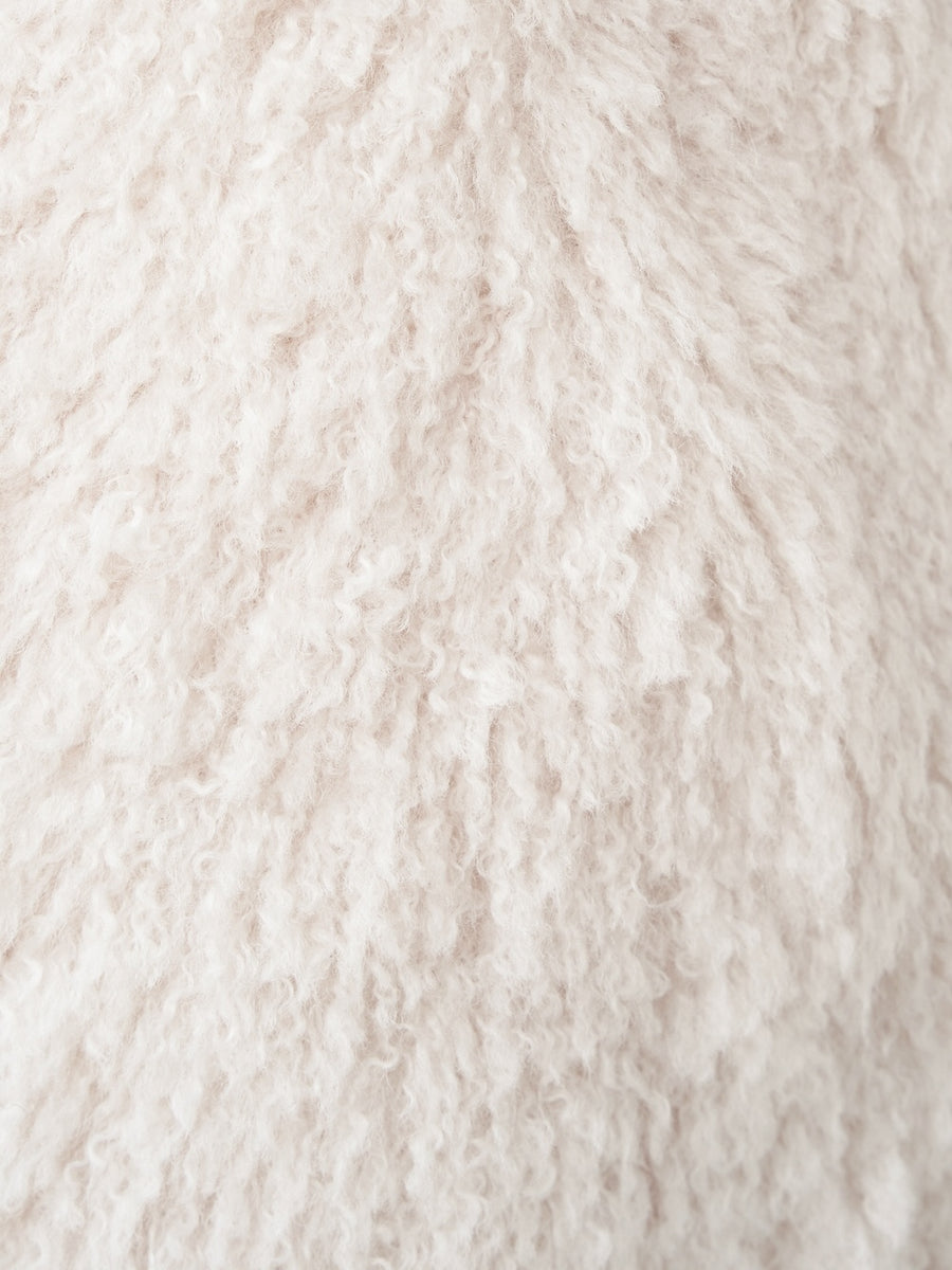 モデル:158cm(着用サイズ:FREE 着用カラー:IVO)