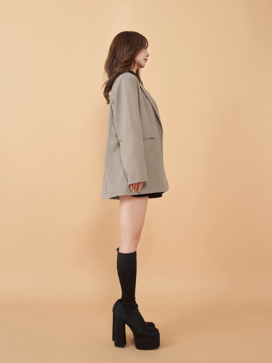 モデル:158cm(着用サイズ:FREE 着用カラー:GRY)