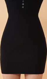 モデル:163cm(着用サイズ:FREE 着用カラー:BLK)