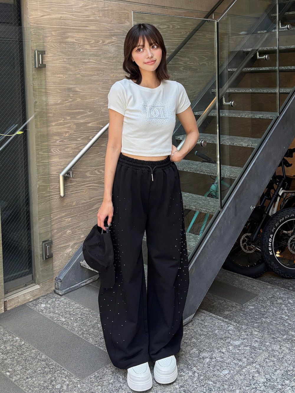 モデル:163cm(着用サイズ:FREE 着用カラー:WHT)