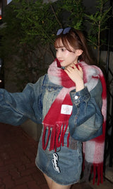 モデル:160cm(着用サイズ:FREE 着用カラー:BLU)