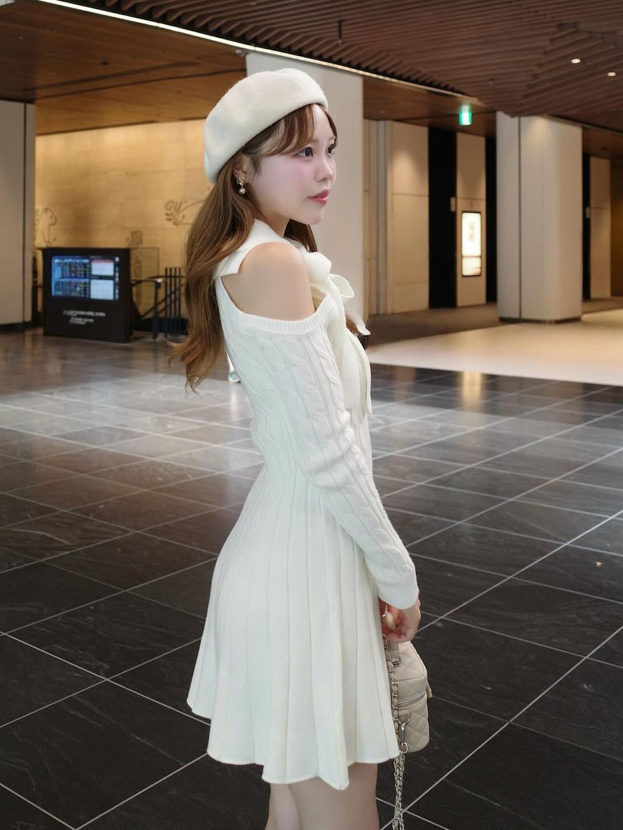 モデル:166cm(着用サイズ:FREE 着用カラー:IVO)