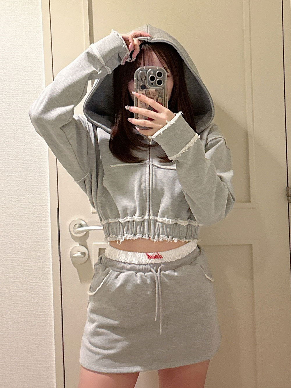 モデル:156cm(着用サイズ:FREE 着用カラー:GRY)