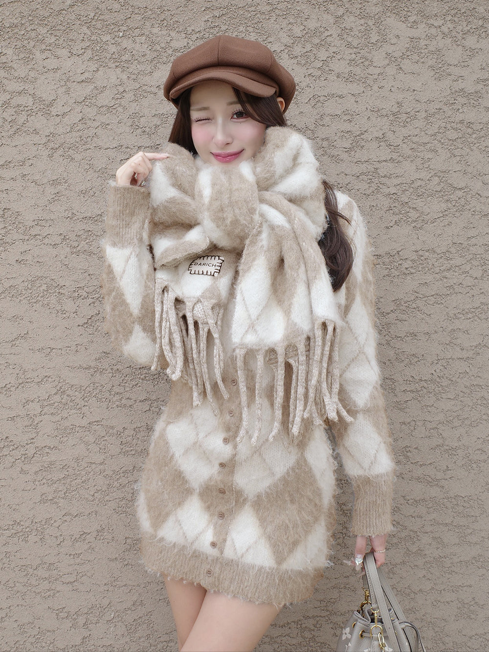 モデル:156cm(着用サイズ:FREE 着用カラー:BEG)