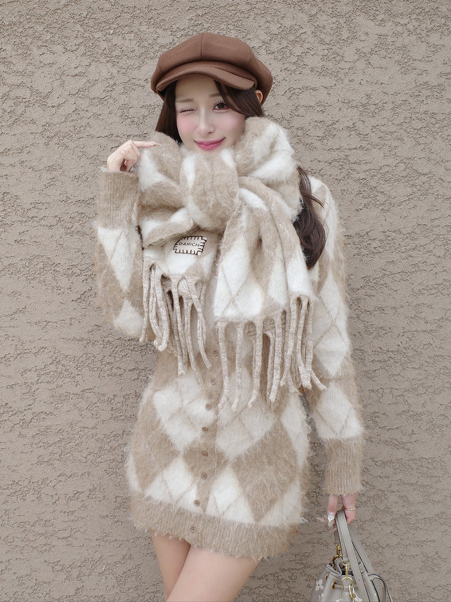 モデル:156cm(着用サイズ:FREE 着用カラー:BEG)