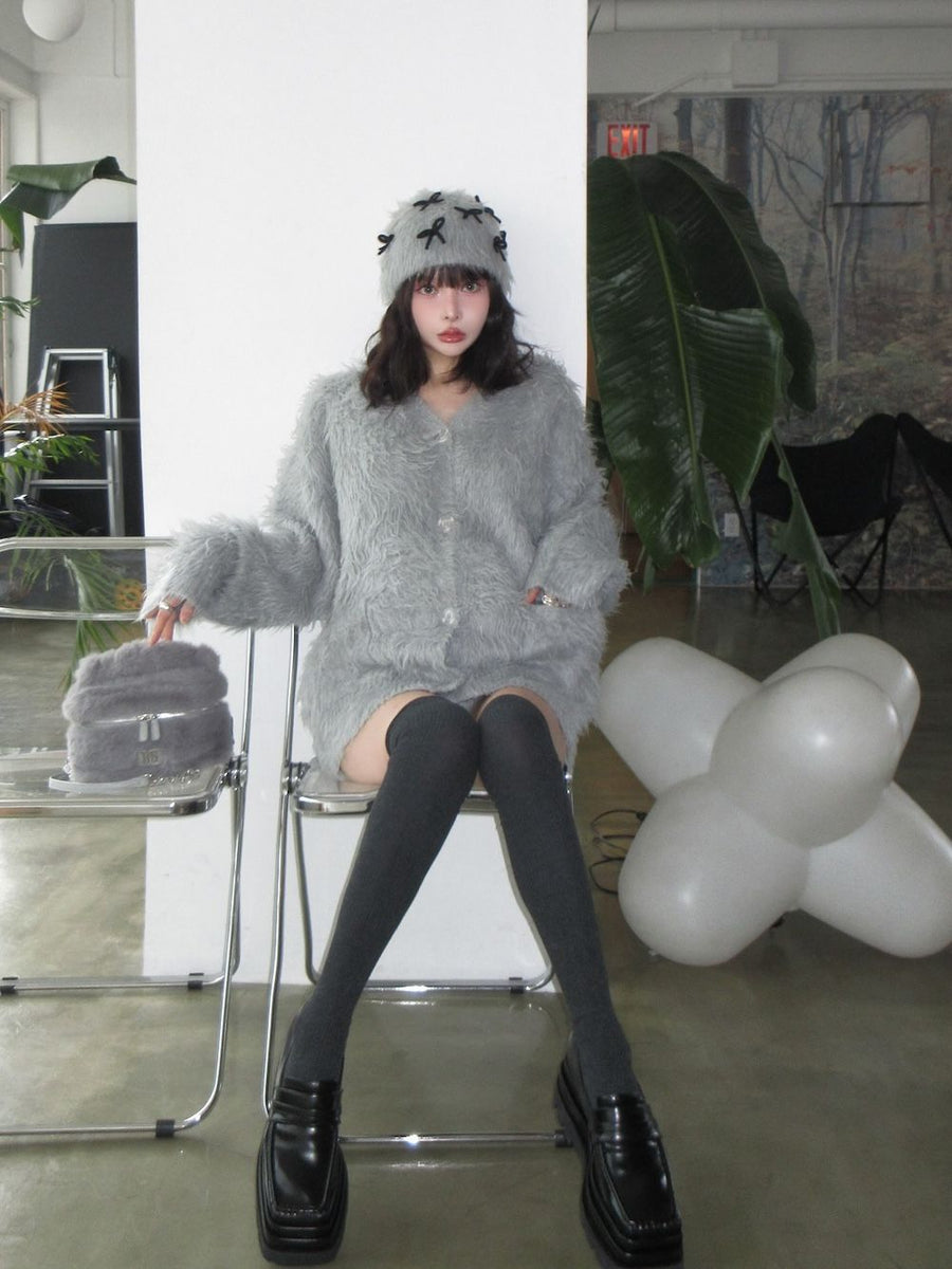 モデル:160cm(着用サイズ:FREE 着用カラー:GRY)