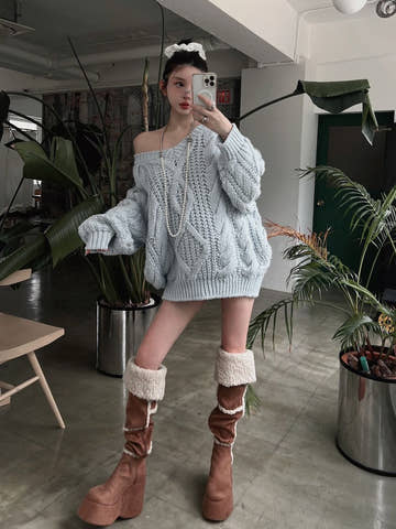 モデル:160cm(着用サイズ:FREE 着用カラー:SAX)