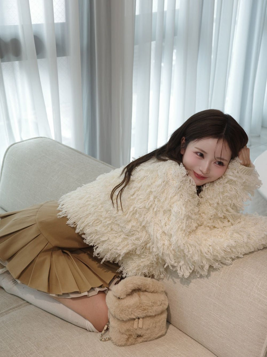 モデル:158cm(着用サイズ:FREE 着用カラー:IVO)