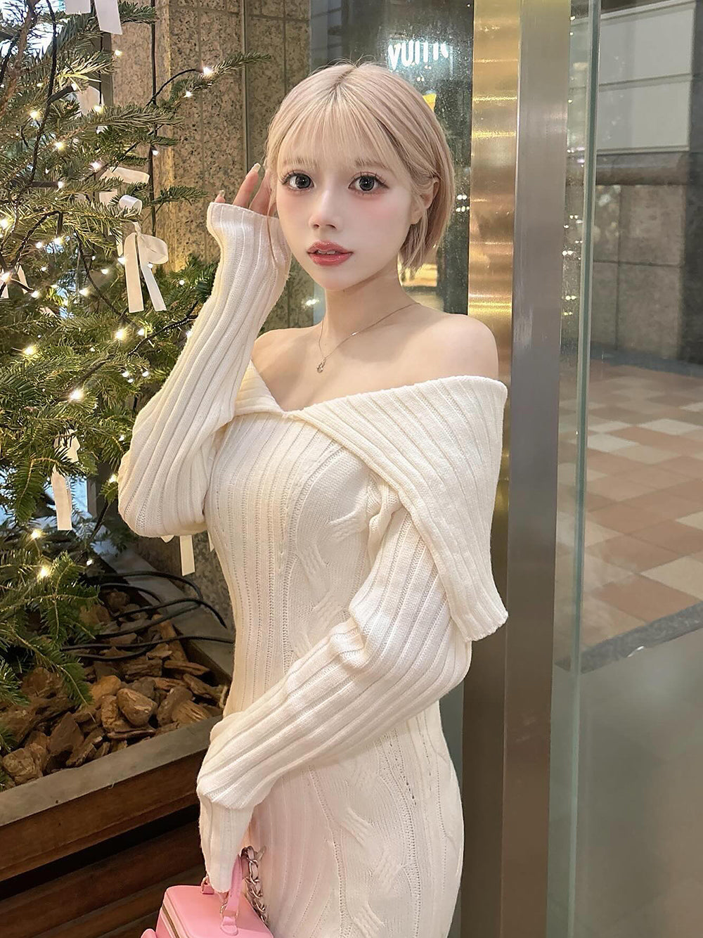 モデル:155cm(着用サイズ:FREE 着用カラー:IVO)