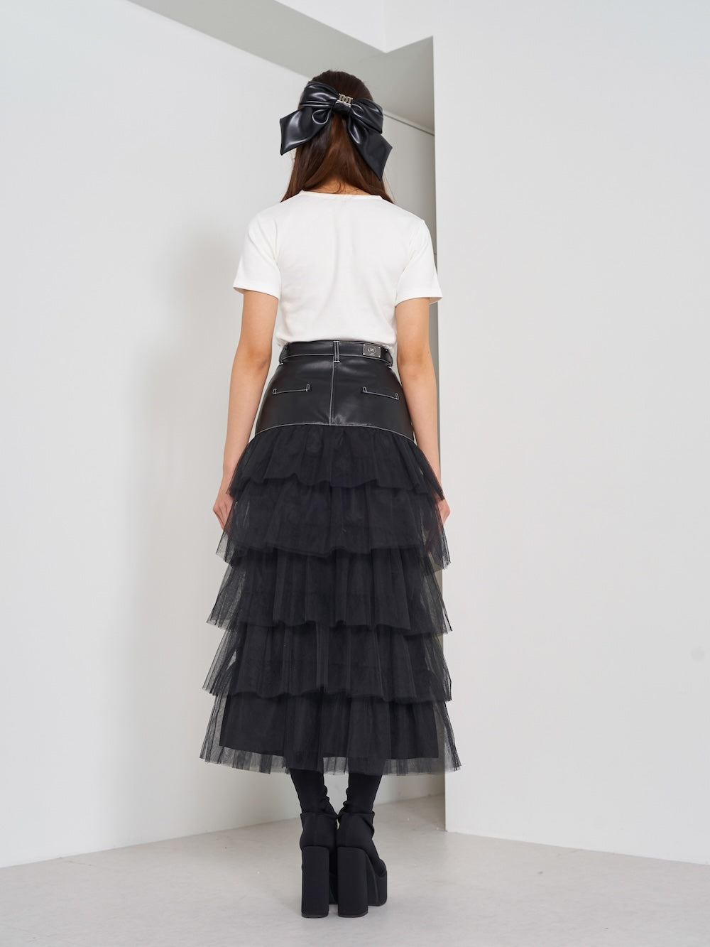モデル:163cm(着用サイズ:S 着用カラー:BLK)