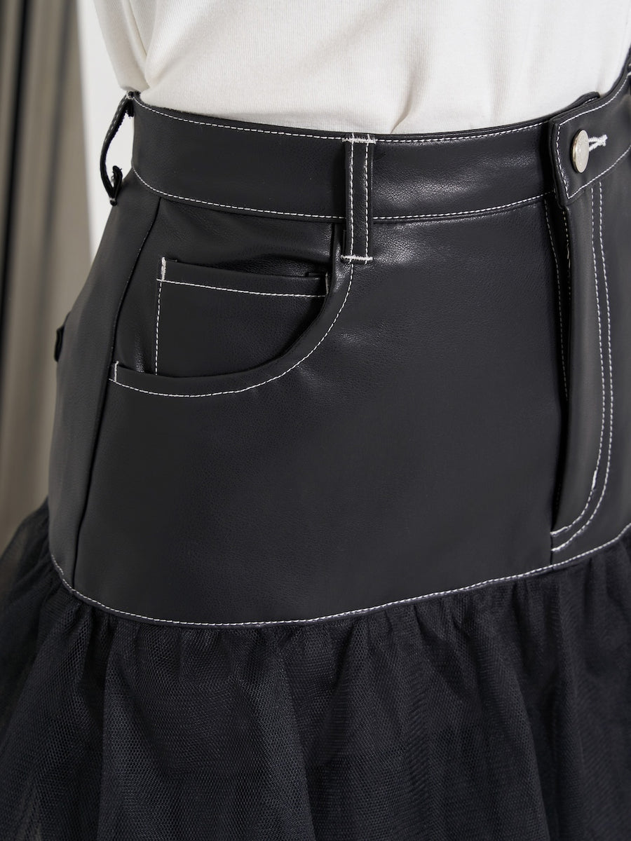 モデル:163cm(着用サイズ:S 着用カラー:BLK)