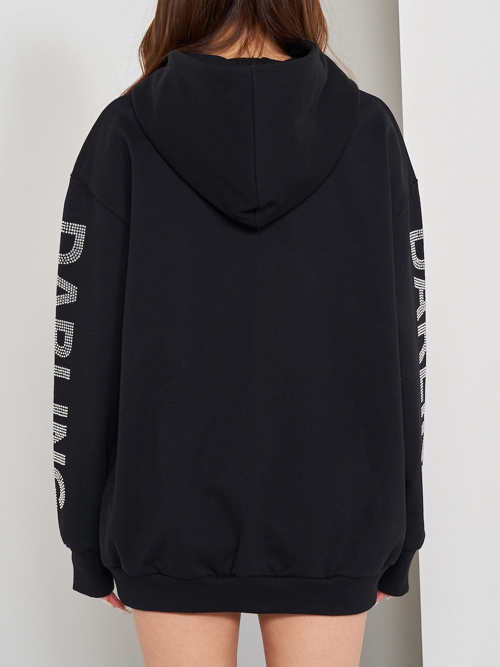 モデル:163cm(着用サイズ:FREE 着用カラー:BLK)