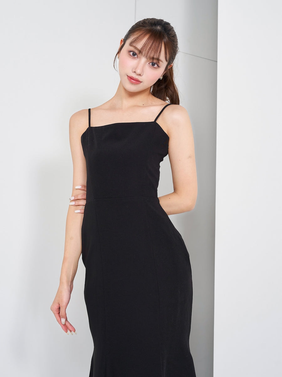 モデル:163cm(着用サイズ:FREE 着用カラー:BLK)