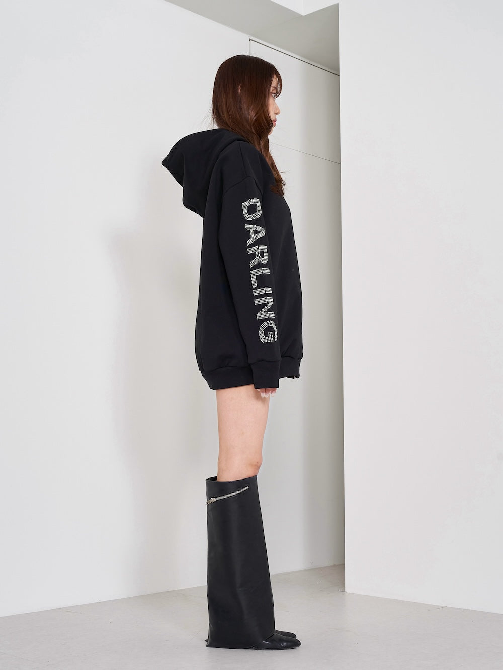 モデル:163cm(着用サイズ:FREE 着用カラー:BLK)