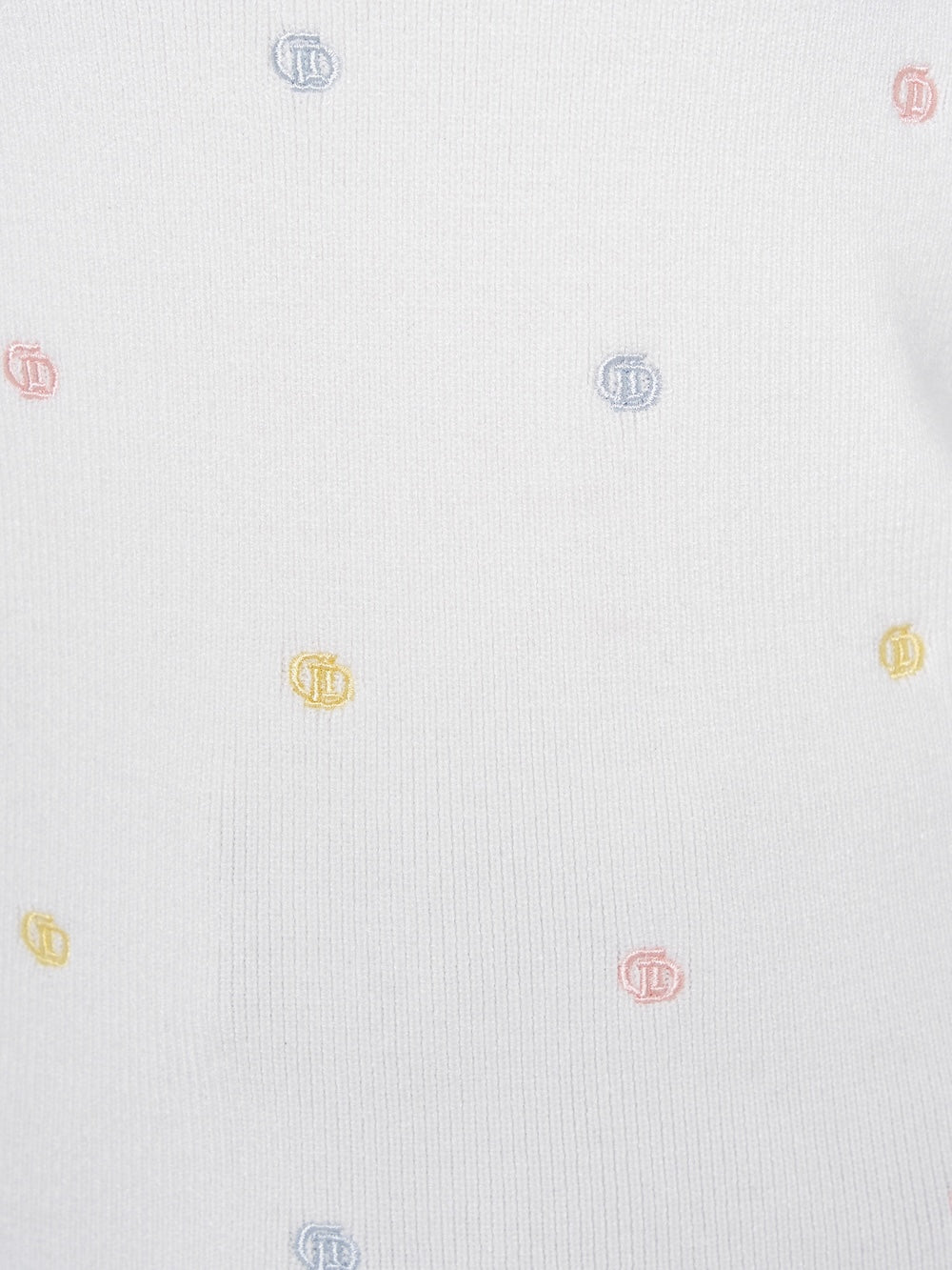 モデル:158cm(着用サイズ:FREE 着用カラー:WHT)