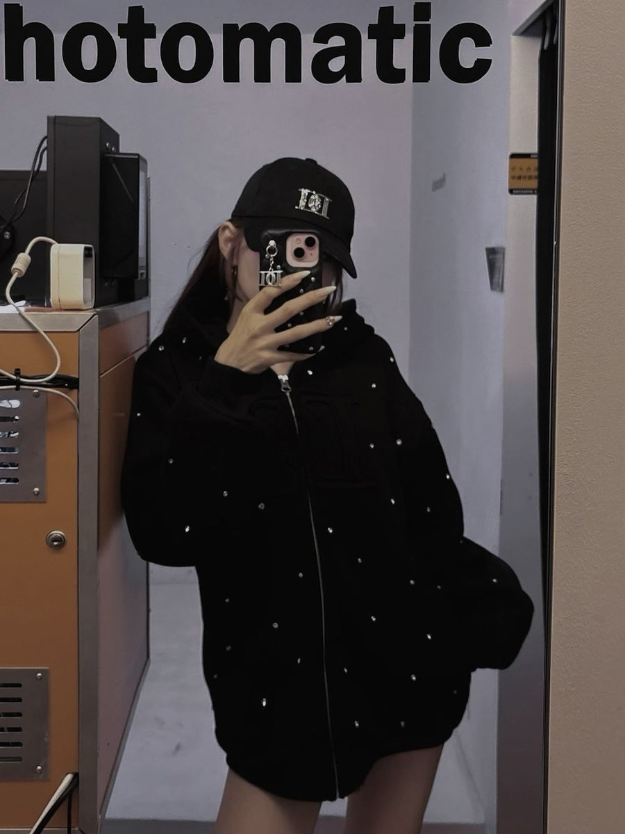 モデル:164cm(着用サイズ:FREE 着用カラー:BLK)