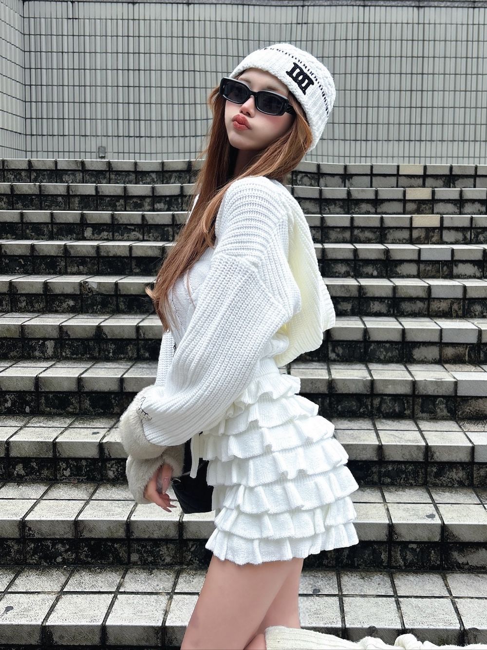 モデル:158cm(着用サイズ:FREE 着用カラー:WHT)