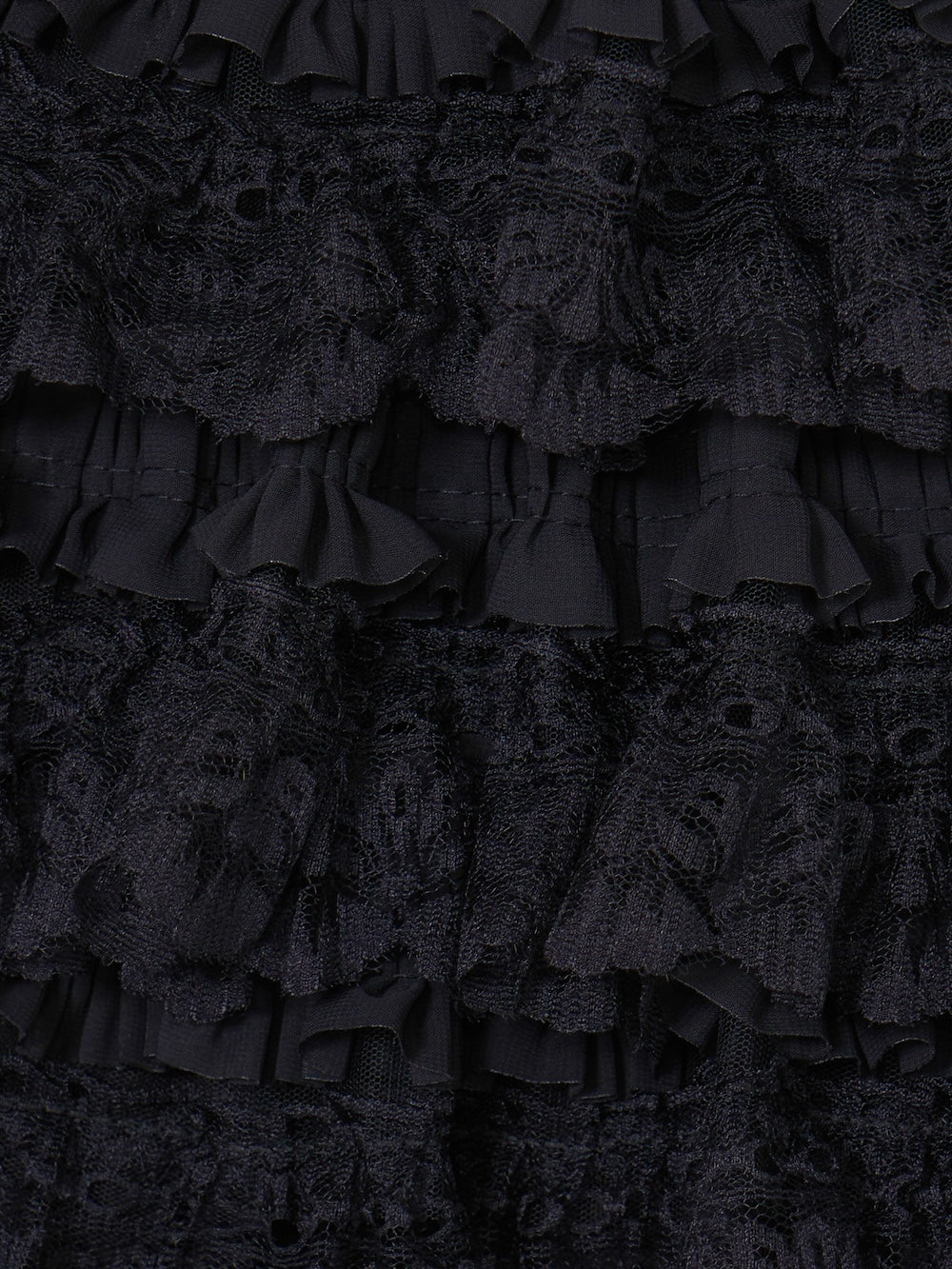 モデル:165cm(着用サイズ:FREE 着用カラー:BLK)