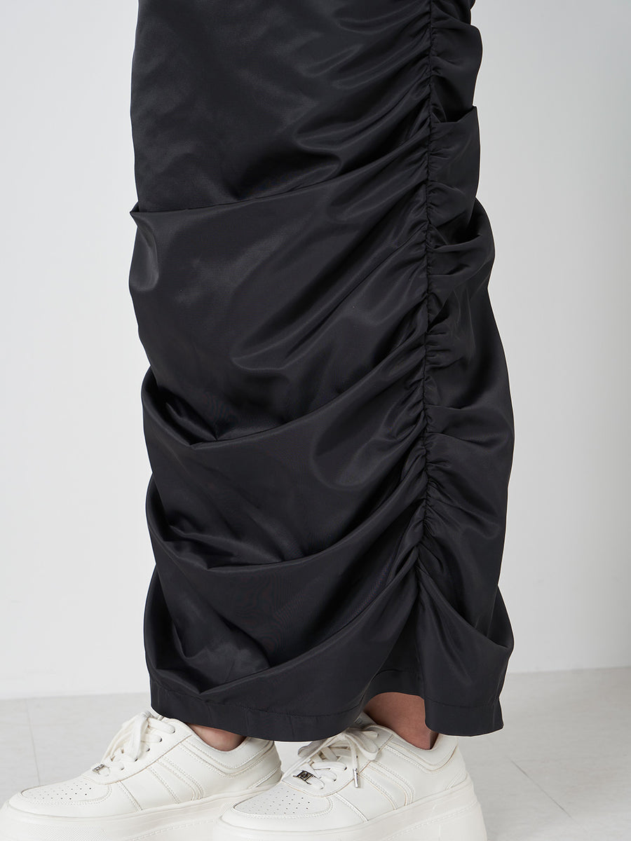 モデル:163cm(着用サイズ:FREE 着用カラー:BLK)