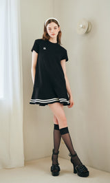 モデル:170cm(着用サイズ:FREE 着用カラー:BLK)