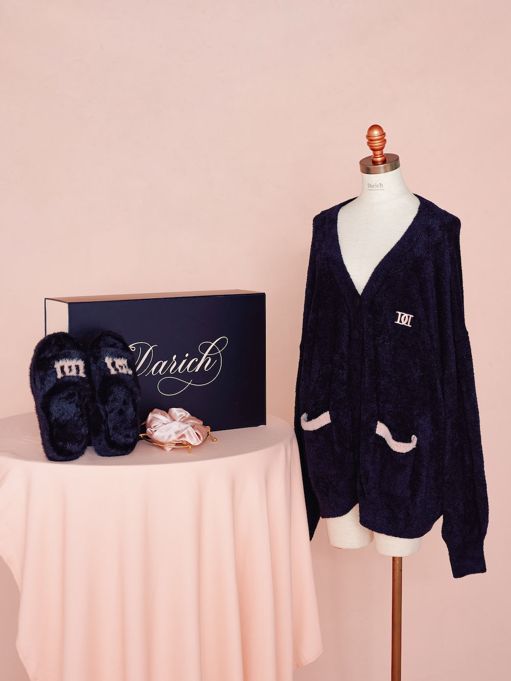 【novelty】SPECIAL ANNIVERSARY BOX