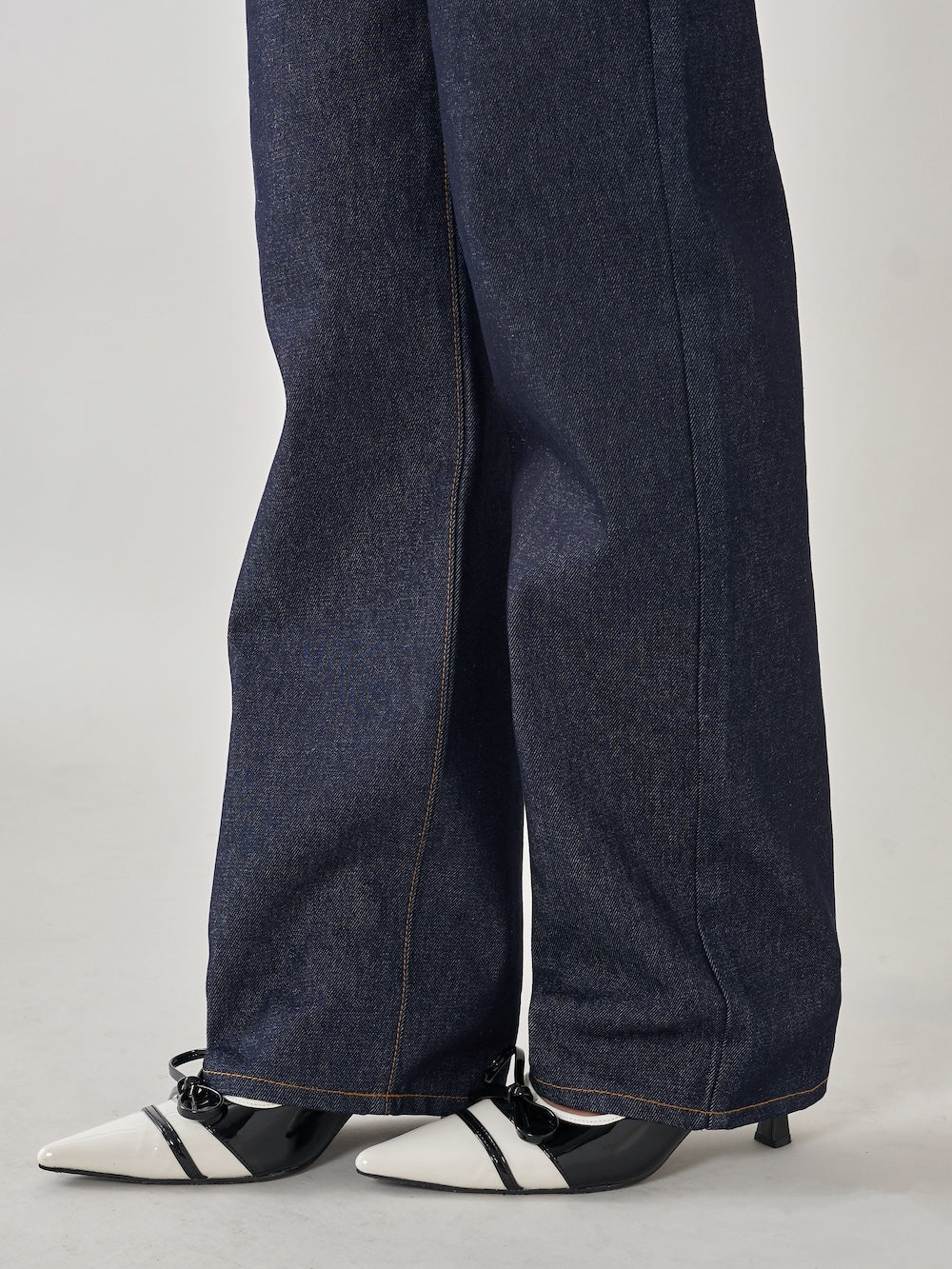 モデル:155cm(着用サイズ:S 着用カラー:IND)