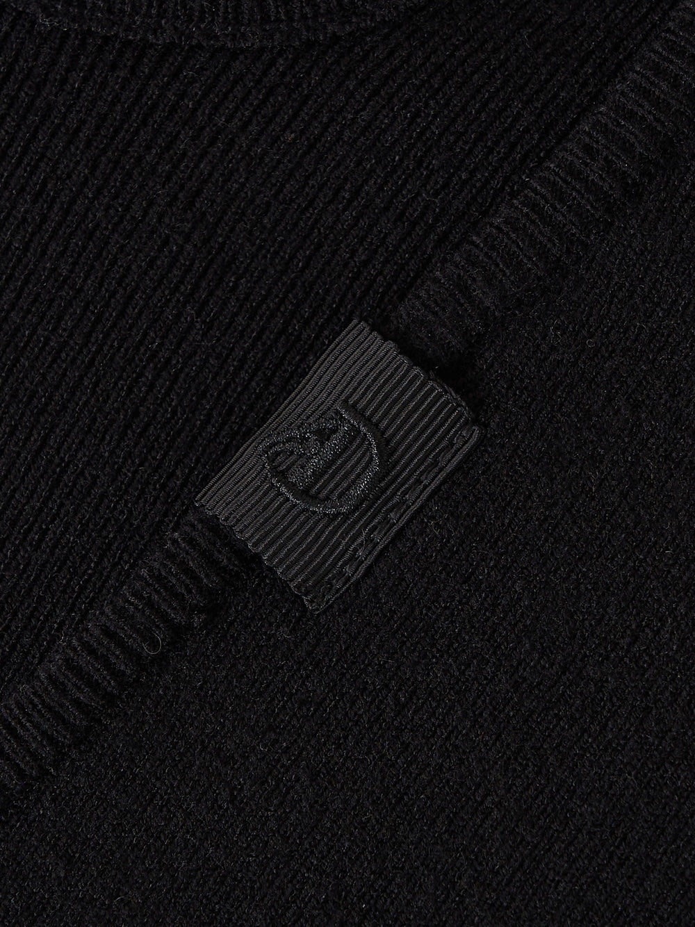 モデル:163cm(着用サイズ:FREE 着用カラー:BLK)