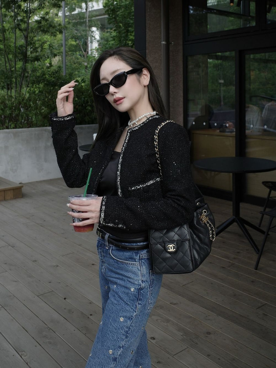 モデル:156cm(着用サイズ:FREE 着用カラー:BLK)