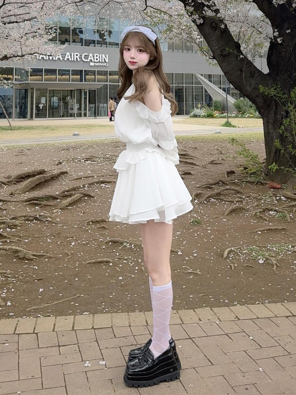 モデル:158cm(着用サイズ:FREE 着用カラー:WHT)