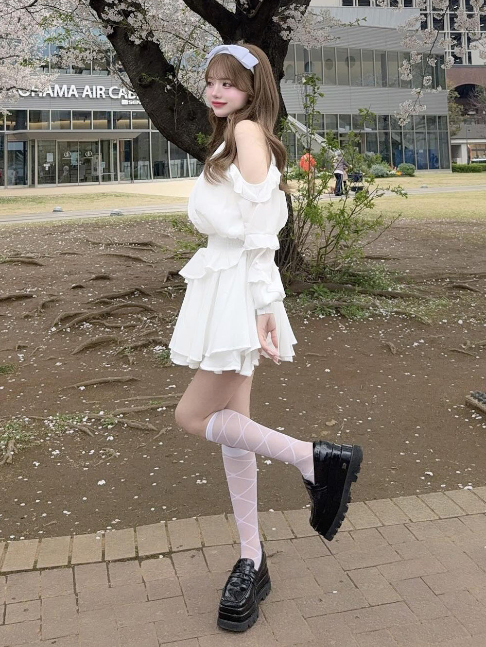モデル:158cm(着用サイズ:FREE 着用カラー:WHT)