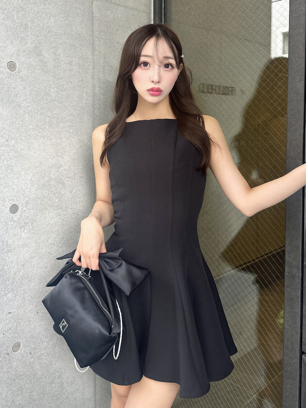 モデル:156cm(着用サイズ:FREE 着用カラー:BLK)