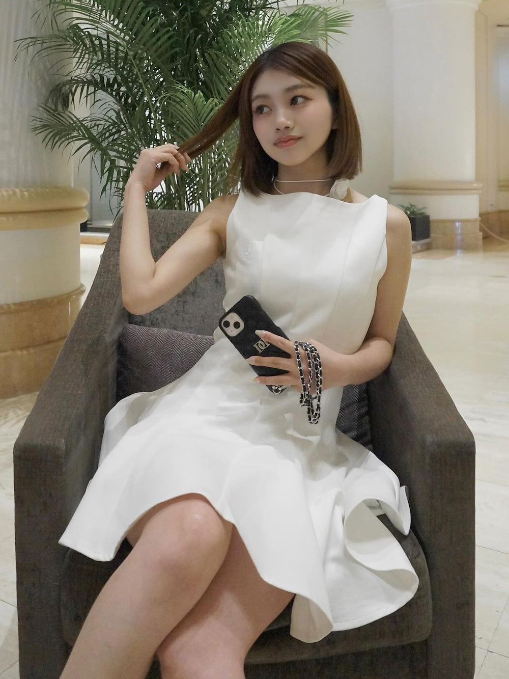 モデル:155cm(着用サイズ:FREE 着用カラー:WHT)