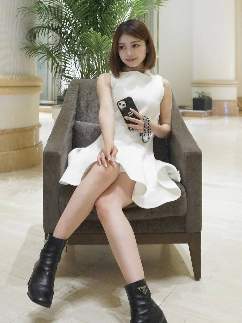 モデル:158cm(着用サイズ:FREE 着用カラー:WHT)