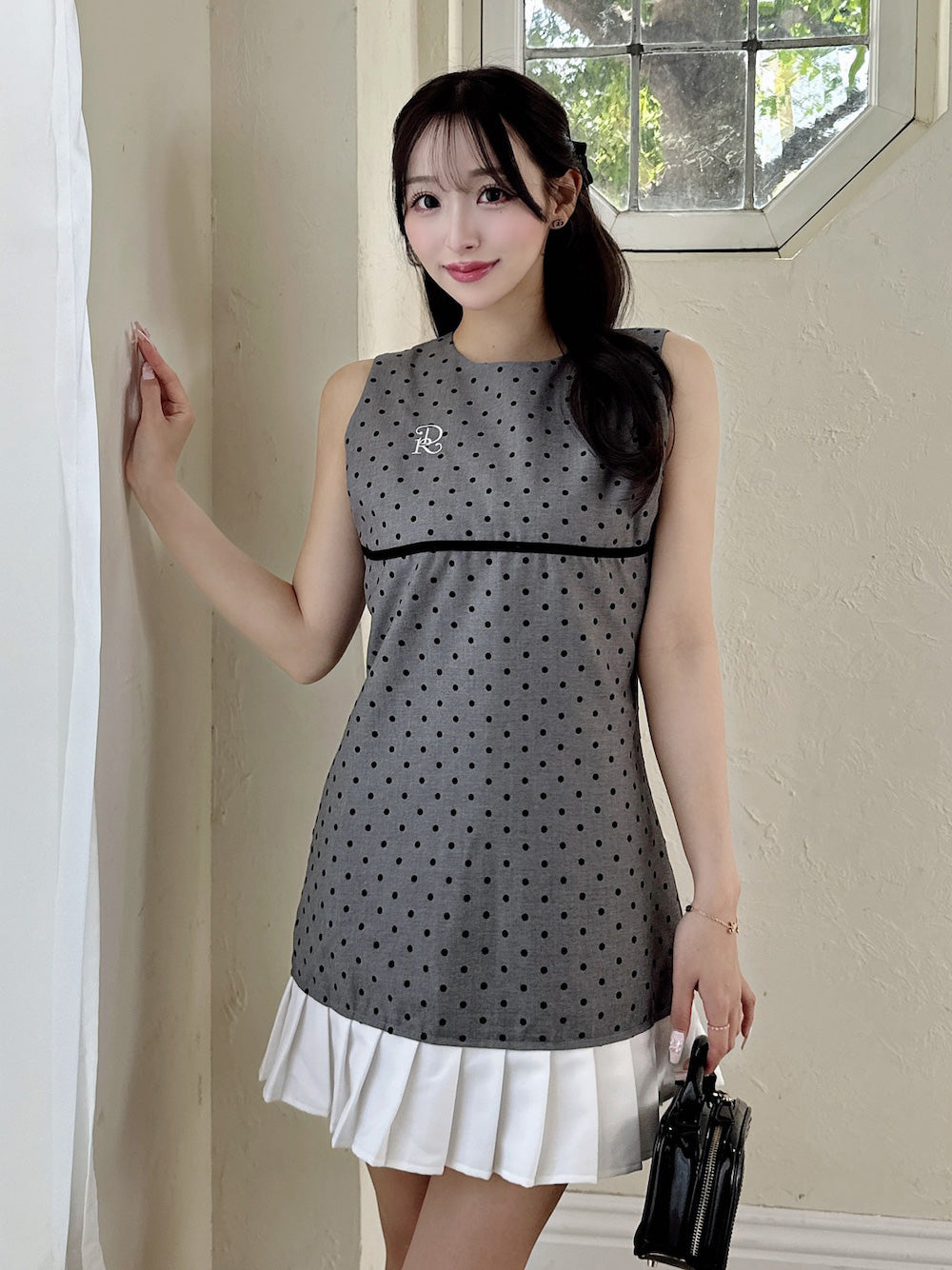 モデル:156cm(着用サイズ:FREE 着用カラー:GRY)