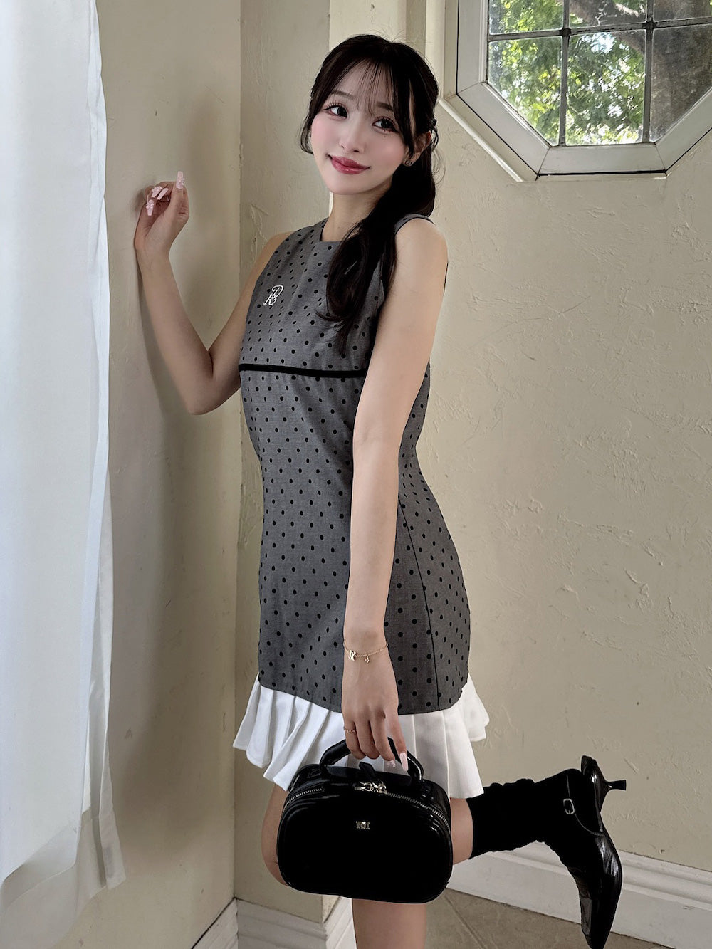 モデル:156cm(着用サイズ:FREE 着用カラー:GRY)