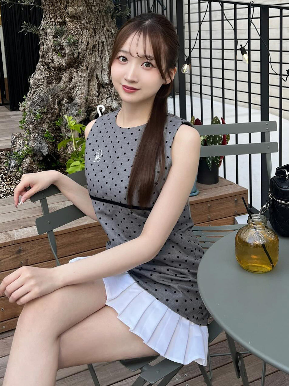 モデル:160cm(着用サイズ:FREE 着用カラー:GRY)