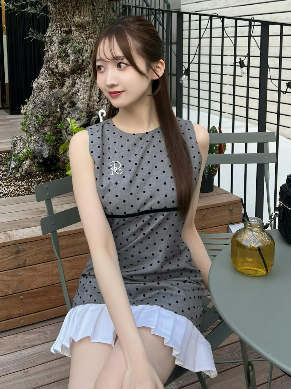 モデル:160cm(着用サイズ:FREE 着用カラー:GRY)