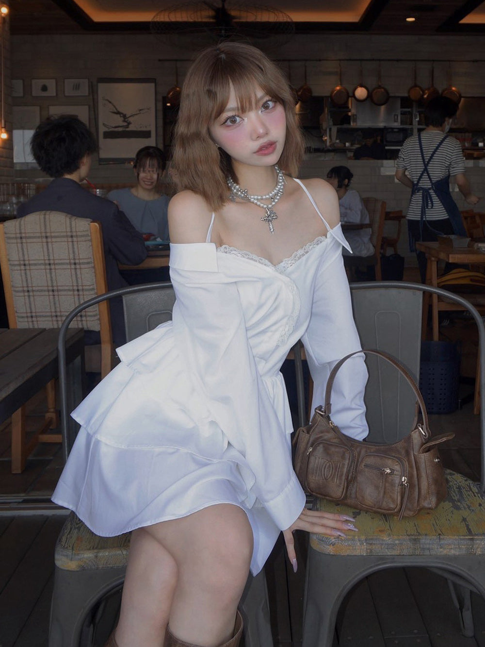 モデル:158cm(着用サイズ:FREE 着用カラー:WHT)
